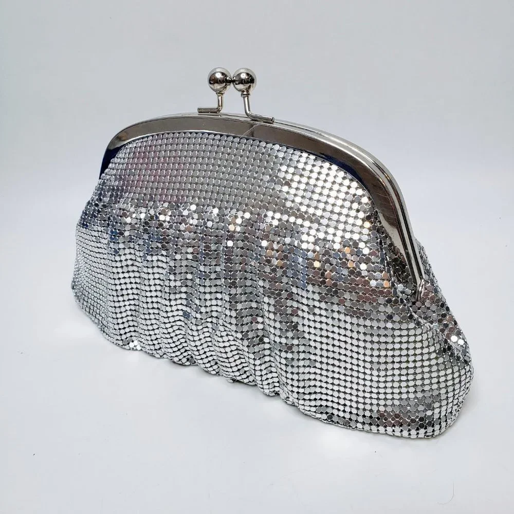 Icing Silver Bling Chain Mesh Clutch Purse Womens Satin Lined Evening Bling